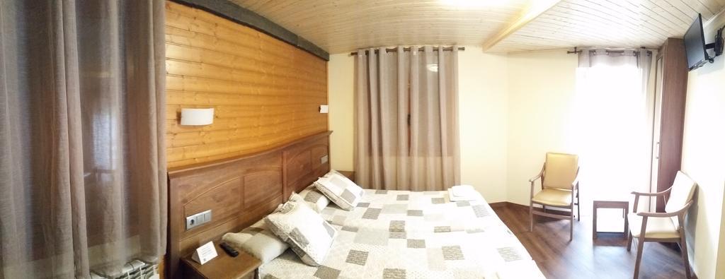 Hotel Sarao Escarrilla Buitenkant foto